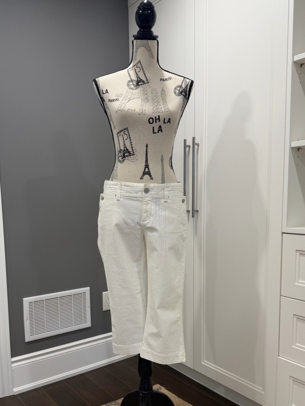 Y2K, NWOT, Ultra Low, Stretch GAP White Cropped Jeans